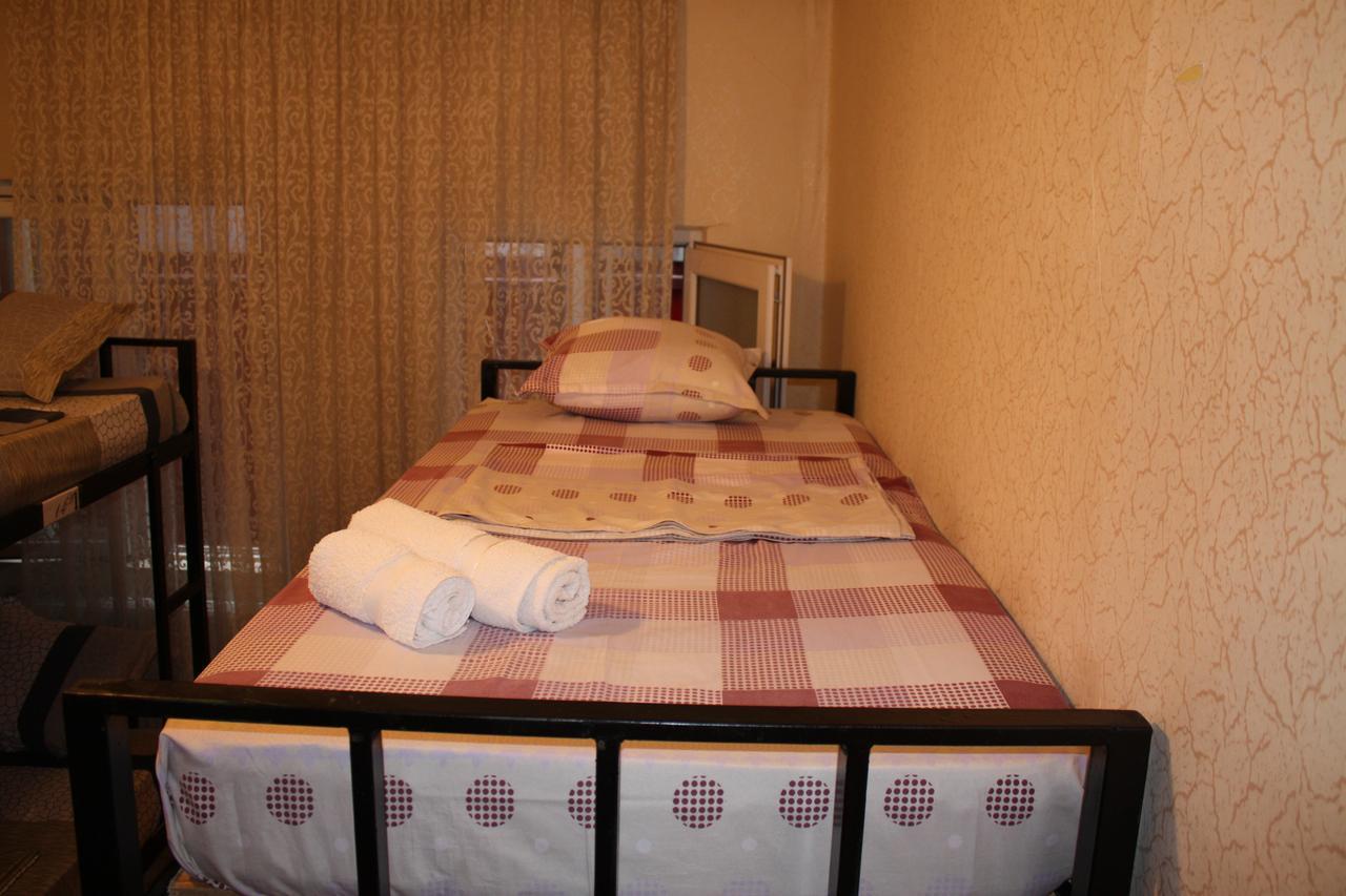 Holiday House Μπατούμι Εξωτερικό φωτογραφία