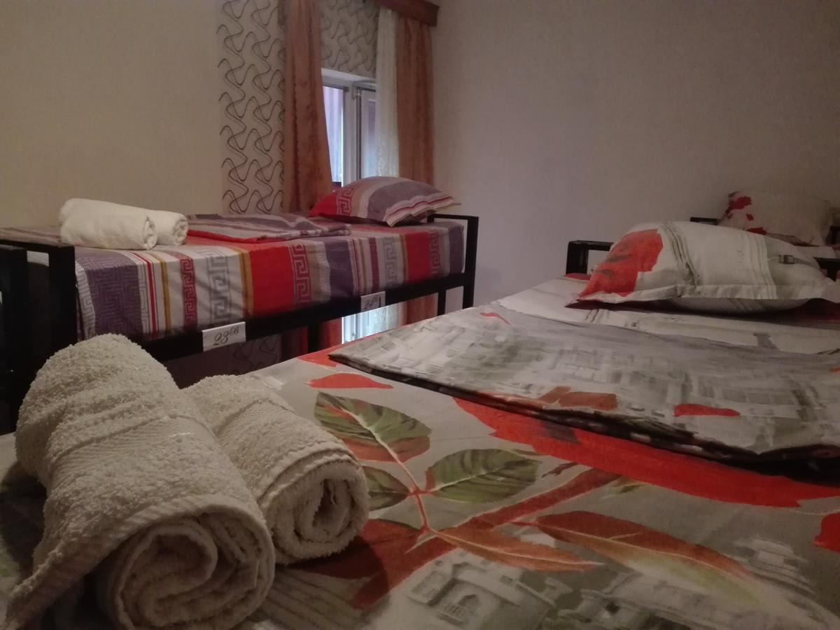 Holiday House Μπατούμι Εξωτερικό φωτογραφία